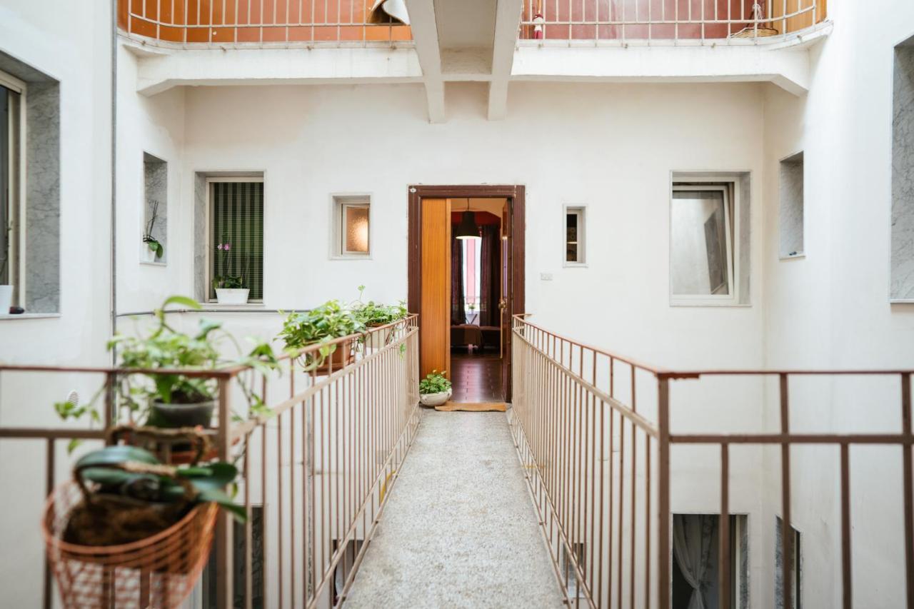 Art Nouveau Apartment Bari Exterior photo
